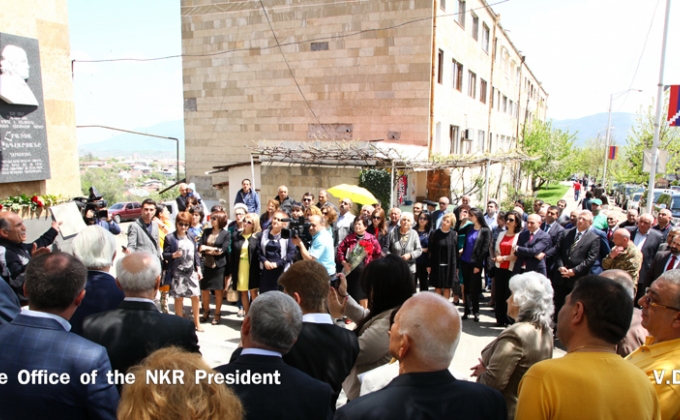 President Sahakyan partook at Hrachya Beglaryan's bas-relief opening ceremony 

