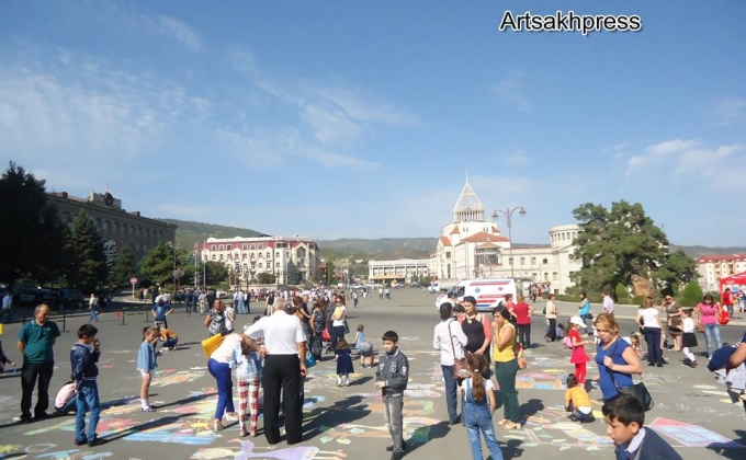 Only the Artsakh children celebrate the Day of City (Photos)