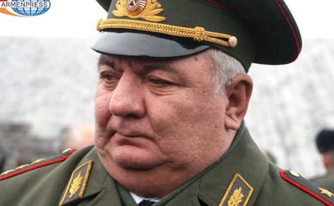 Delegation led by Armenia army chief  heads for Brussels