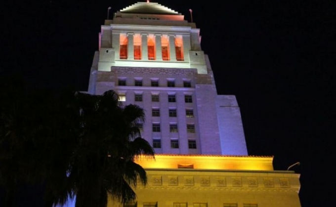 LA City Hall building is “painted” in Armenian tricolor