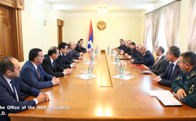  Bako Sahakyan received Armenian state delegation headed by prime-minister Hovik Abrahamyan