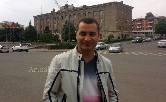 Вик Дарчинян призывает проводить каникулы в Арцахе
