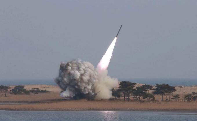 North Korea missile launch fails
