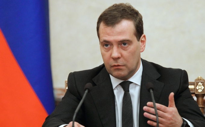 Петиция за отставку Медведева набрала более 150 тыс. голосов