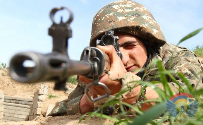 В минувшие выходные ВС Азербайджана открыли огонь по армянским боевым постам из крупнокалиберного пулемета «Утес» - МО НКР