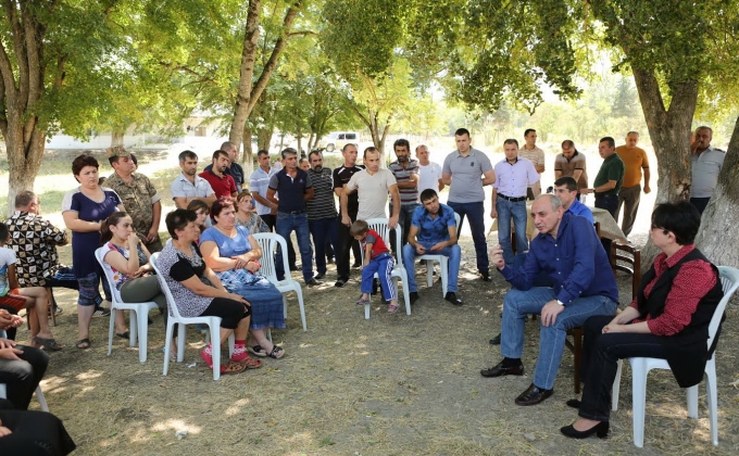 Президент Бако Саакян посетил поселение Алашан в Мартакертском районе