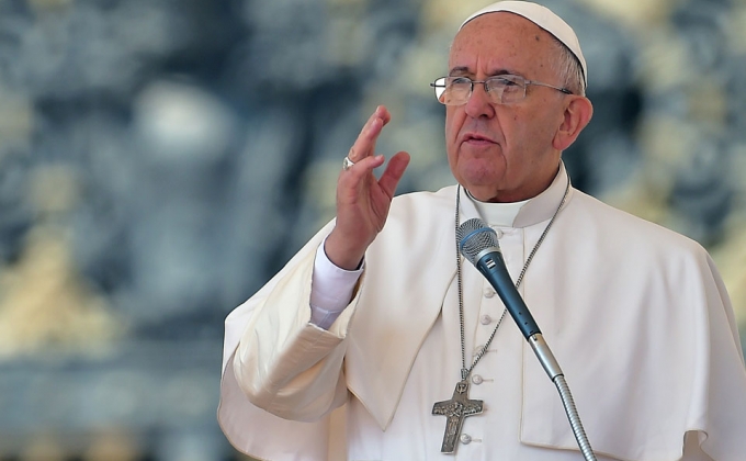 Pope Francis doesn’t see alternative to peaceful settlement of  Nagorno Karabakh conflict