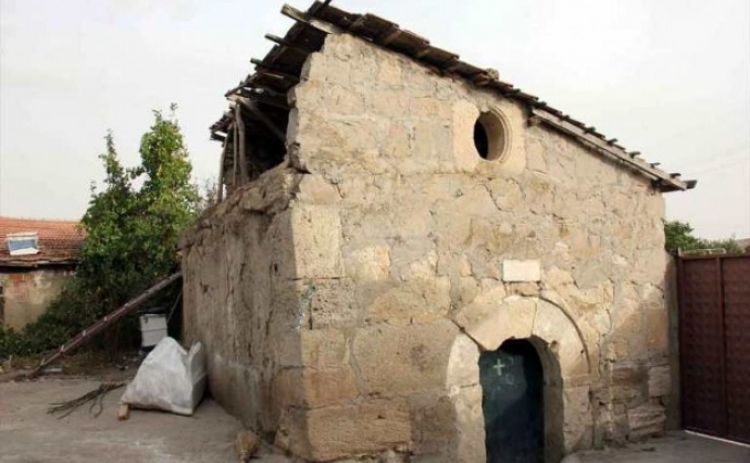 Turkey imam takes care of abandoned Armenian church