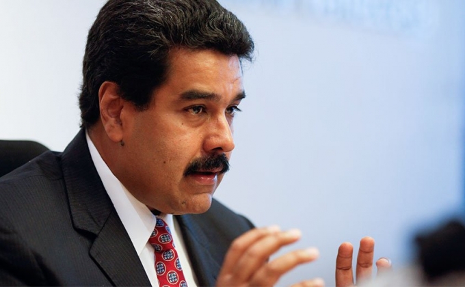 Мадуро провел первую встречу с оппозицией
