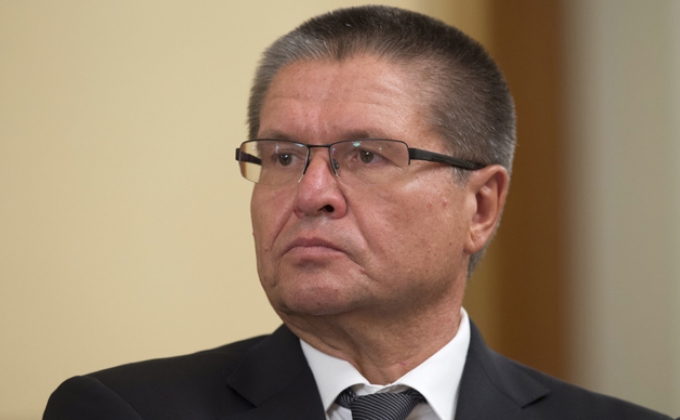 Russian minister detained for allegedly taking $2m bribe
