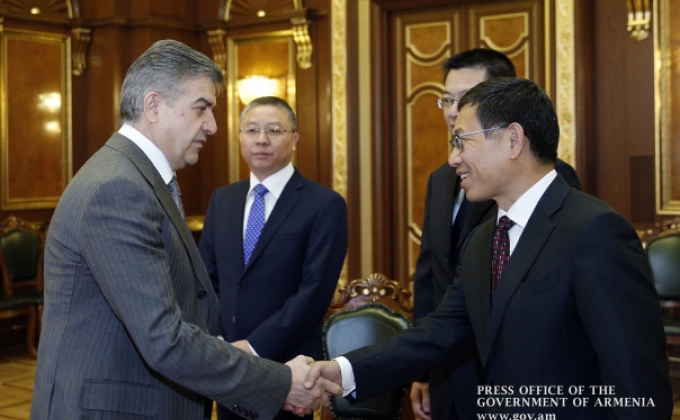 PM Karapetyan, Ambassador of  China discuss development of co-op

