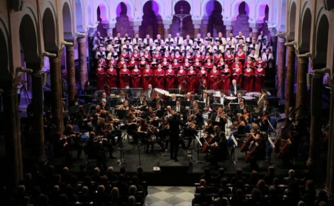 Արամ Ա կաթողիկոսի գահակալության 20-ամյակի առիթով Բեյրութի Սեն Ժոզեֆ եկեղեցում կատարվեց Կարլ Օրֆի «Կարմինա Բուրանա» երաժշտական երկը