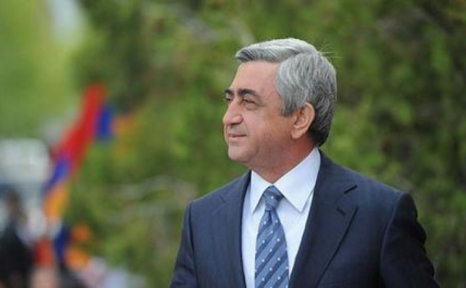 Президент Армении отправился в Санкт-Петербург