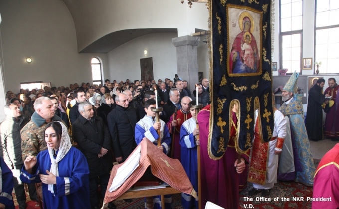  Bako Sahakyan  partook in the Divine Liturgy of the Nativity of Christ