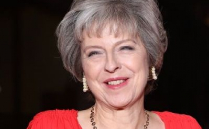 Theresa May to be on cover of US Vogue