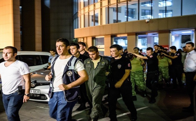 Прокуратура Стамбула выдала ордера на задержание 243 турецких военных