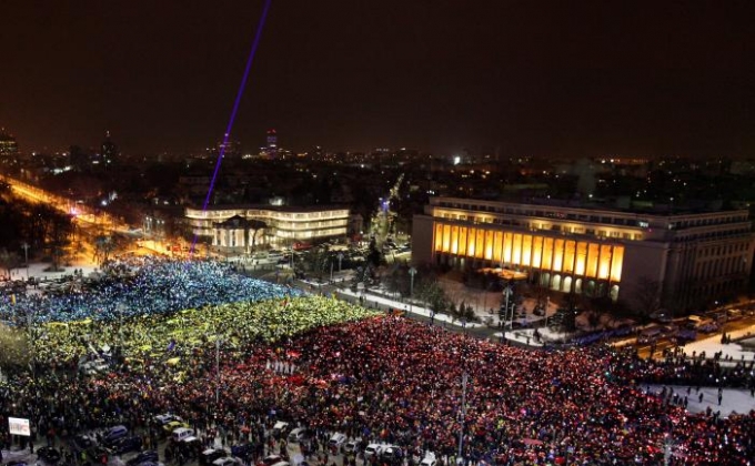 Ռումինիայում տասնյակ հազարավոր մարդիկ դուրս են եկել հակակառավարական ցույցերի