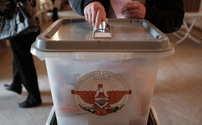 В Нагорно-Карабахской Республике проходит референдум