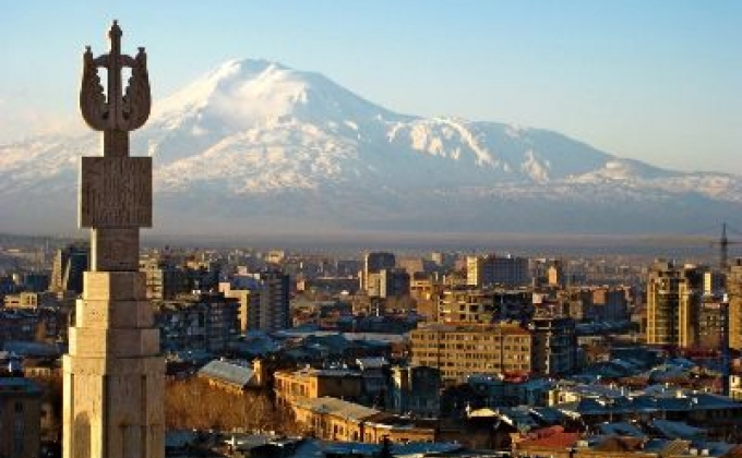 Azerbaijan resident expresses intent to move to Armenia