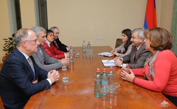 Ashot Ghoulyan holds meeting with the representatives of Basque Country