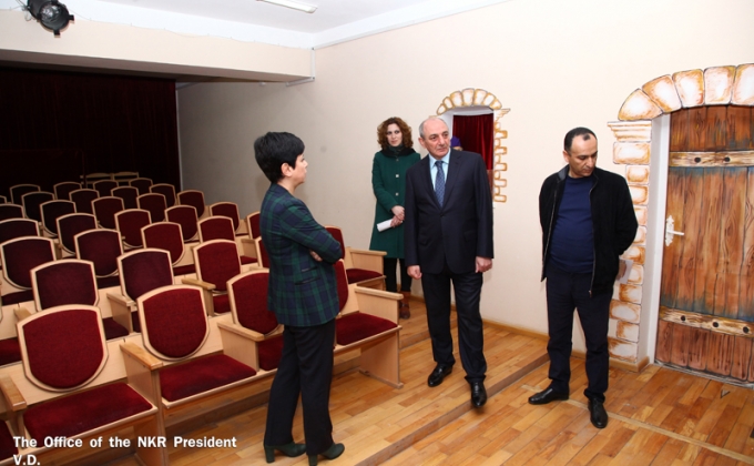 The President got acquainted on site with the reconstruction process of the Shoushi Culture Center