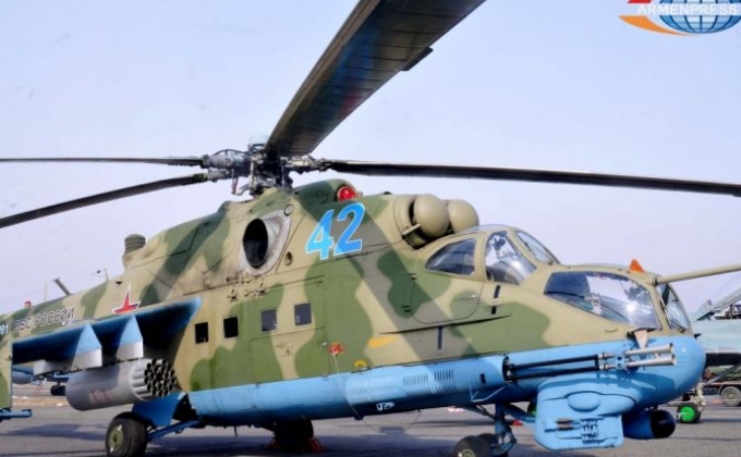 Командующий войсками ЮВО проверил ход боевой подготовки авиационного соединения в Армении
