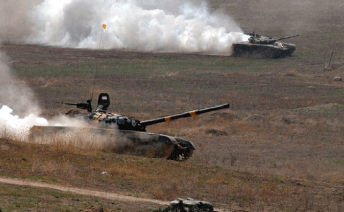 Azerbaijan moves tanks toward Talish village