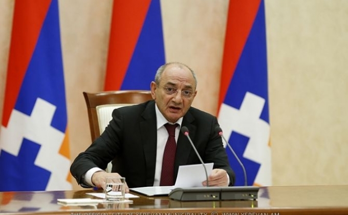 Bako Sahakyan signs executive order on establishing composition of Cabinet