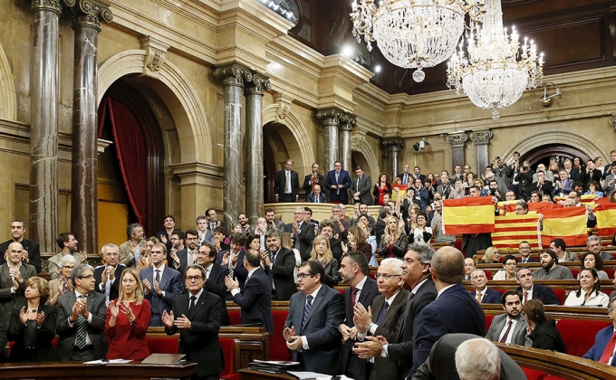 Заседание парламента Каталонии о независимости пройдет 26 октября