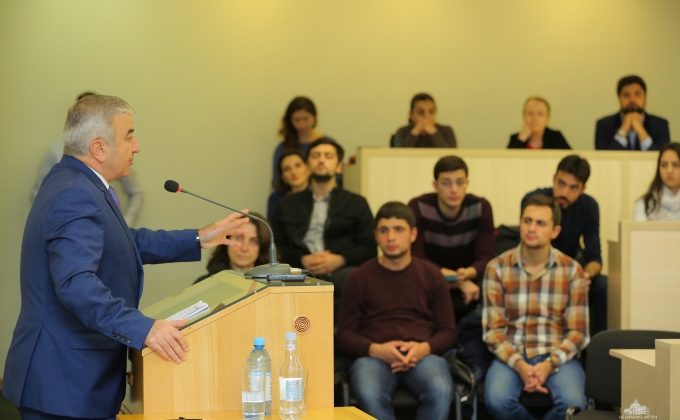 Խորհրդարանի նախագահը բանախոսությամբ հանդես է եկել Հայաստանի ամերիկյան համալսարանում