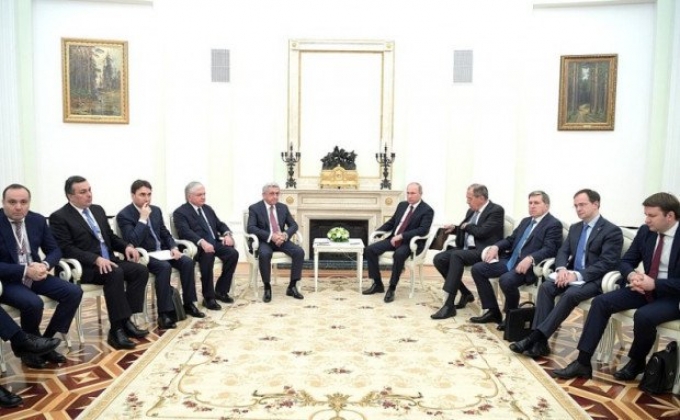 Armenian President meets with his Russian counterpart in Kremlin