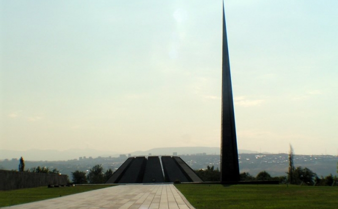 German human rights group insists on erecting Armenian Genocide monuments