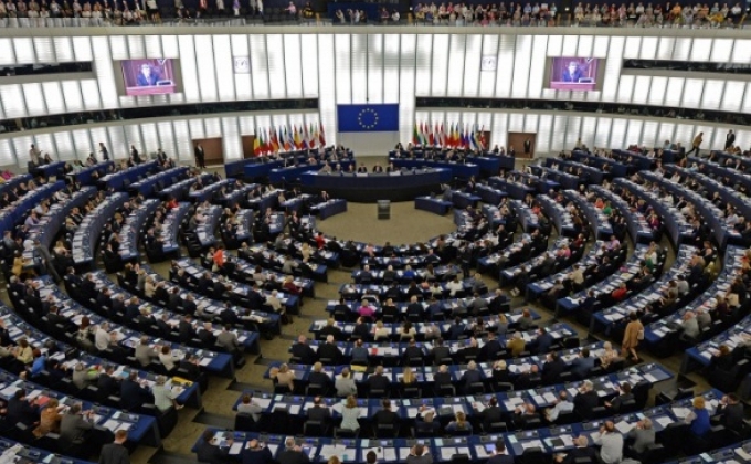 European Parliament calls for end to Karabakh conflict, opening visa dialogue with Armenia
