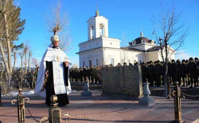 Ռուսական ռազմակայանի զինծառայողները հարգել են Գյումրիի երկրաշարժից զոհված զինվորականների հիշատակը