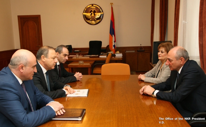 Бако Саакян принял делегацию Министерства здравоохранения Республики Армения