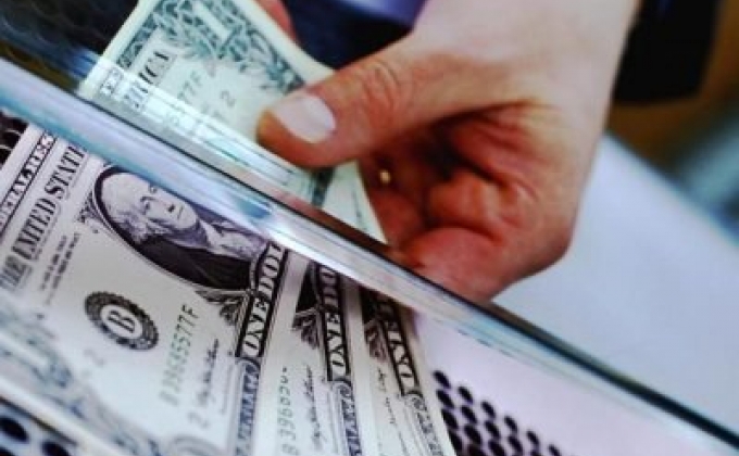 Dollar continues to “weaken” in Armenia