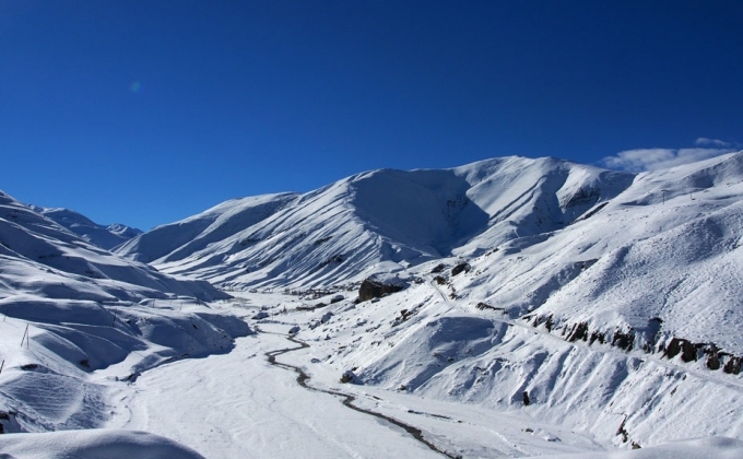 В Азербайджане третью неделю ищут пропавших альпинистов