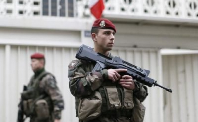 Власти Франции увеличат военные расходы