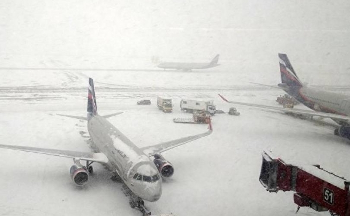 Մոսկվայի օդանավակայաններում առատ ձյան հետեւանքով հետաձգվել է 30, չեղարկվել՝ 14 չվերթ
