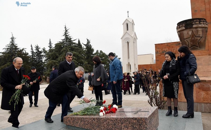 Artur Mkrtchyan commemorated in Stepanakert (Photos)