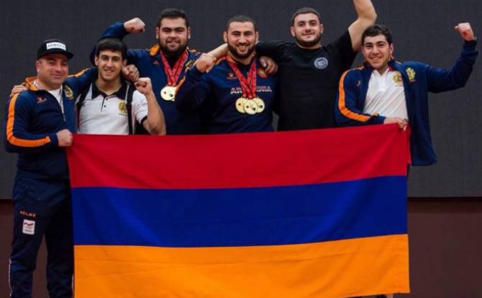 Հայաստանի ծանրամարտի հավաքականը մեկնել է Ուկրաինա  

