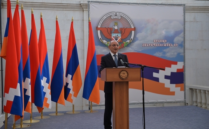 Бако Саакян направил поздравительное послание Армену Саркисяну по случаю избрания его на должность Президента Республики Армения