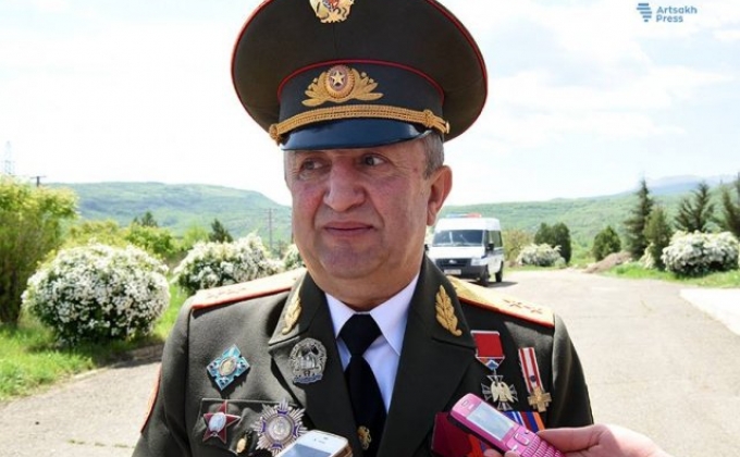 Armenia army chief scorns Azerbaijan authorities