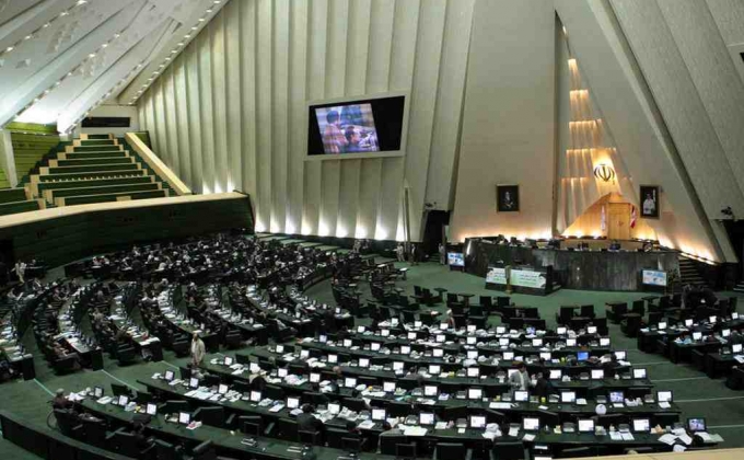 Иранский депутат: Парламент Ирана полностью поддерживает развитие связей с Арменией