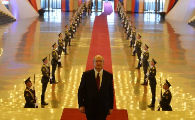 Новоизбранный президент Армении вскоре посетит РФ


