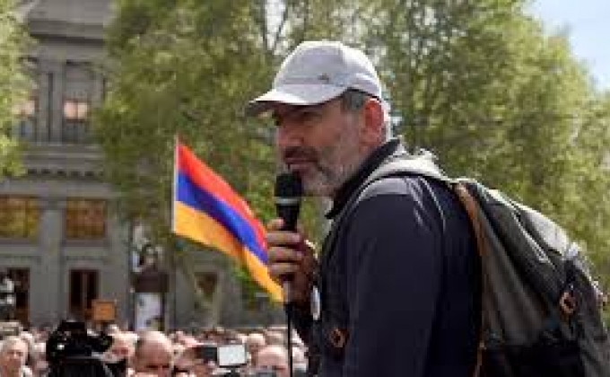 В Ереване протестующие перекрыли проспект Баграмяна
