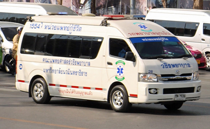 В Таиланде два человека погибли и 32 ранены в ДТП с автобусом
