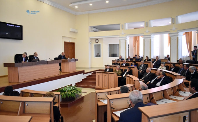 Artsakh Parliament adopts law 