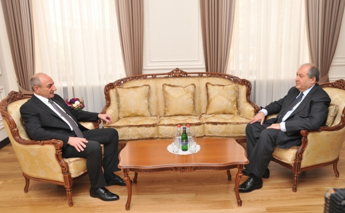 ԱՀ և ՀՀ նախագահները քննարկել են հայկական երկու պետությունների փոխգործակցությանն առնչվող հարցեր