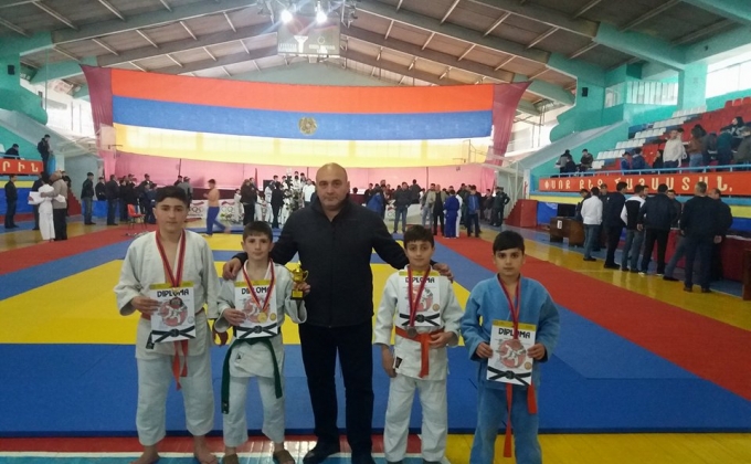 Artsakh judoists win medals